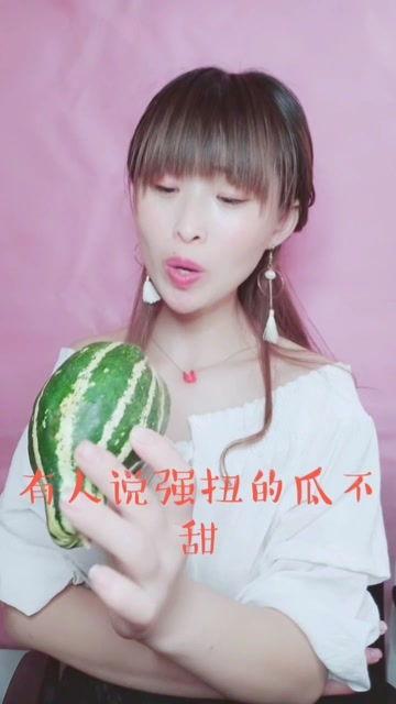 娱乐吃瓜酱小鱼,揭秘娱乐圈那些不为人知的幕后故事 第2张 娱乐吃瓜酱小鱼,揭秘娱乐圈那些不为人知的幕后故事 第2张